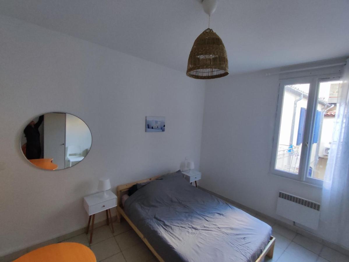Appartement Cosy En Centre Centre-Ville . . . Nimes Exterior foto